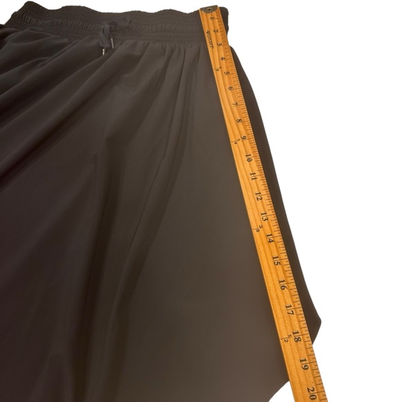 LULULEMON Women The Everyday Skirt sz 8 Black Pull On Elastic Waist Lightweight - Picture 13 of 14